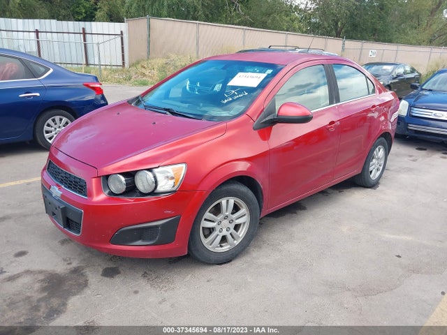 Chevrolet SONIC LT 2015 1G1JC5SB6F4217716 Image 2