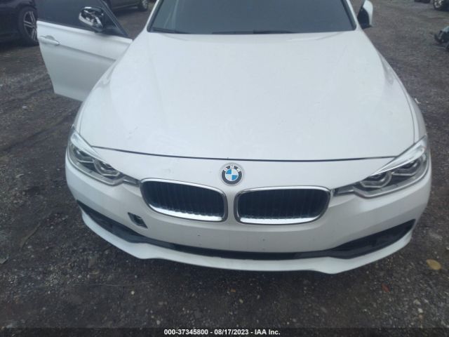 WBA8E5G58JNV01772 BMW 3 Series 320i Xdrive
