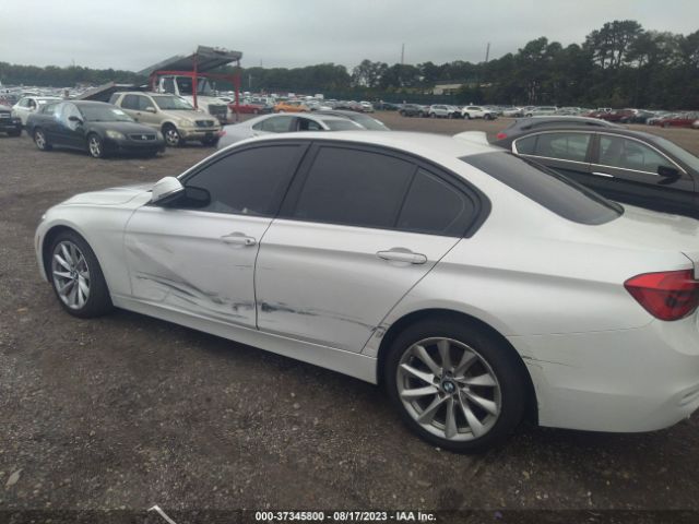 WBA8E5G58JNV01772 BMW 3 Series 320i Xdrive