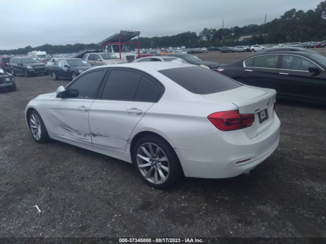 WBA8E5G58JNV01772 BMW 3 Series 320i Xdrive