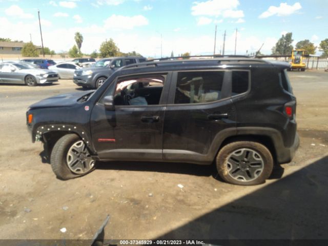 ZACCJBCT9GPD28923 Jeep Renegade Trailhawk