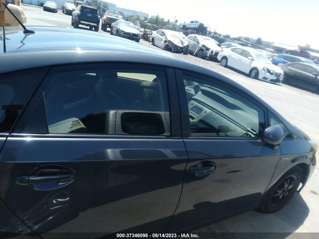 Toyota Prius Four 2015 JTDKN3DU5F0476794 Image 5