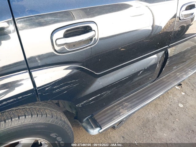 2002 CADILLAC ESCALADE VIN: 1GYEC63T22R103564