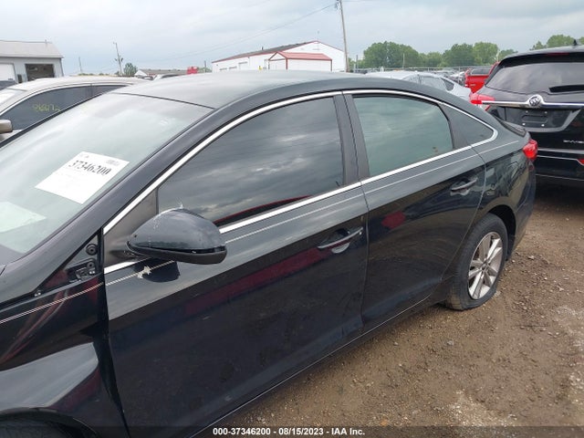 Hyundai SONATA SE 2017 5NPE24AFXHH507996 Image 13