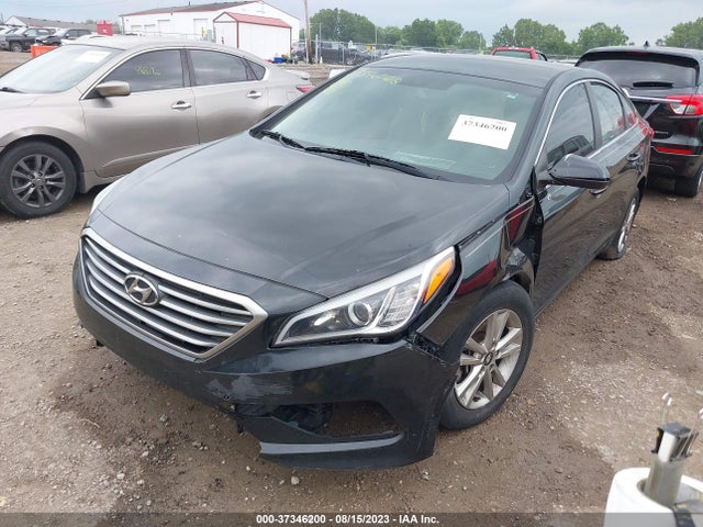 Hyundai SONATA SE 2017 5NPE24AFXHH507996 Image 2
