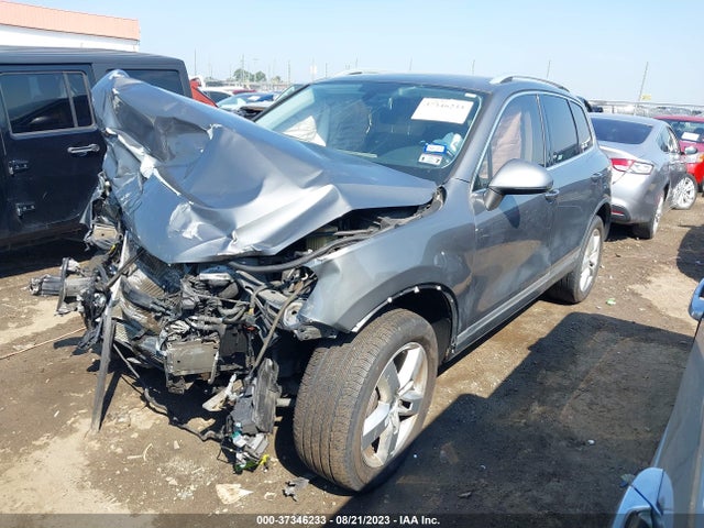 WVGEF9BP2ED011080 Volkswagen Touareg Lux