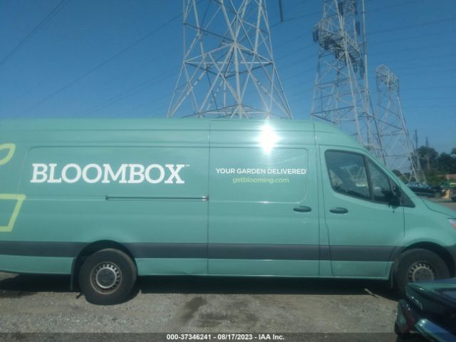 W1W4EDHY8LT020086 Mercedes-Benz SPRINTER CARGO VAN