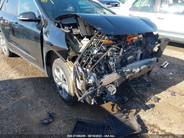 KNDCC3LC8K5221153 KIA NIRO EX
