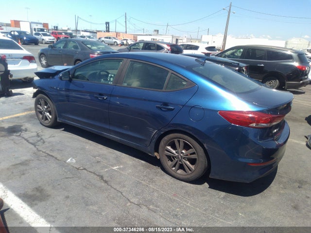 Hyundai ELANTRA SE 2017 5NPD84LFXHH196562 Image 3