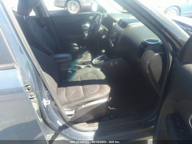 KNDJP3A56E7085713 KIA SOUL +