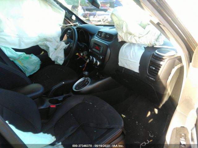KNDJN2A27G7356075 KIA Soul Base