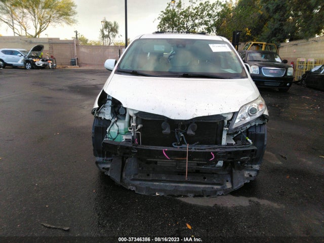 Toyota SIENNA XLE 2018 5TDDZ3DC3JS189092 Image 5