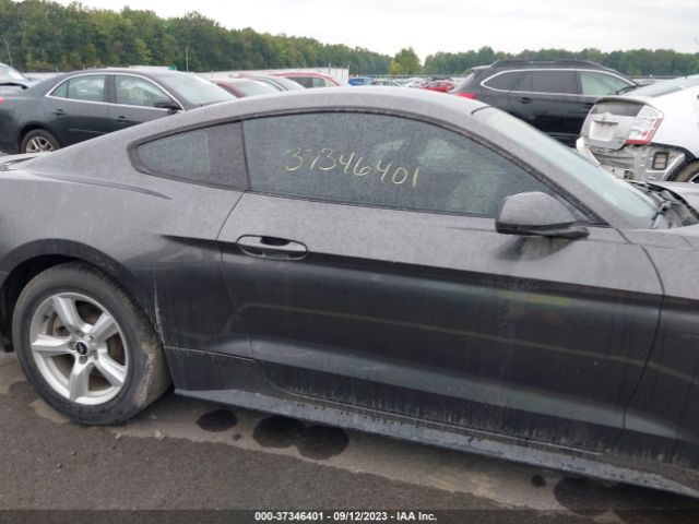 1FA6P8AMXH5207957 Ford Mustang V6