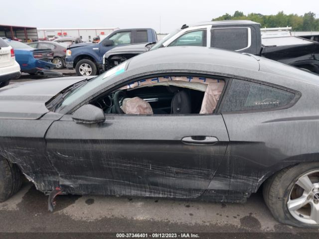 1FA6P8AMXH5207957 Ford Mustang V6