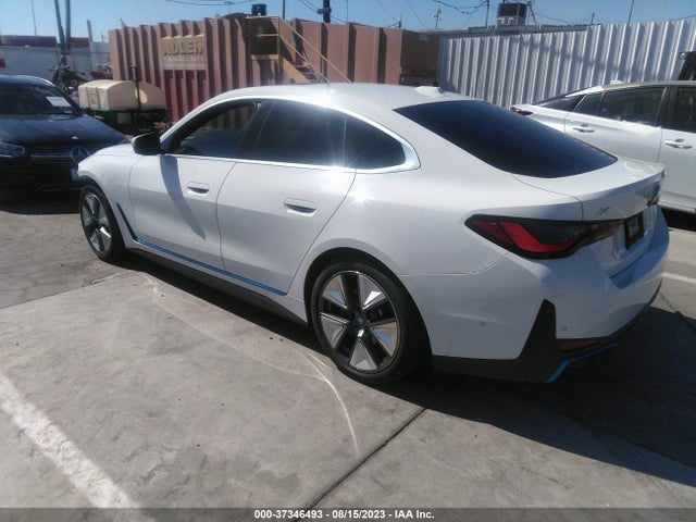 2022 BMW i4, VIN: WBY73AW08NFN05015