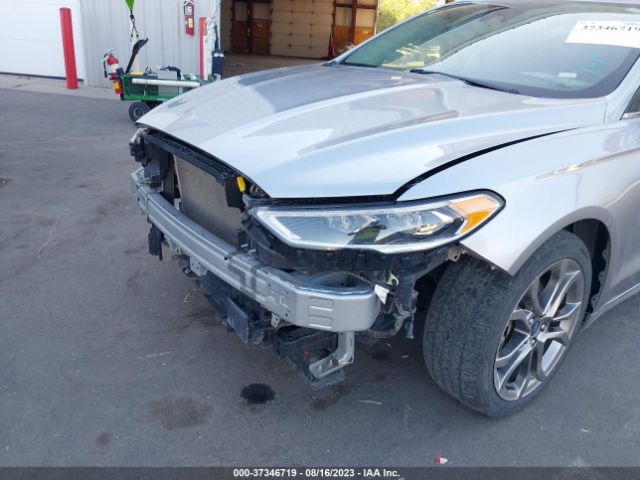 3FA6P0CD5LR130886 Ford FUSION SEL