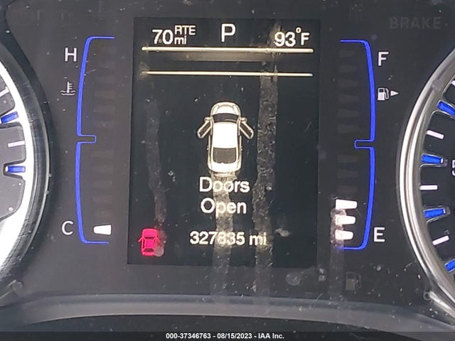 Chrysler 200 Limited Platinum 2017 1C3CCCAB4HN507816 Image 15