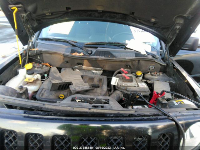 1C4NJRFB1GD638051 Jeep Patriot Latitude