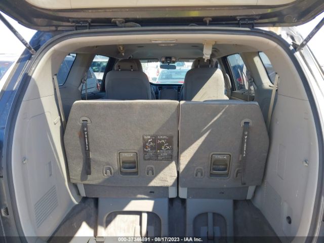 KNDMB5C13F6048854 KIA SEDONA LX