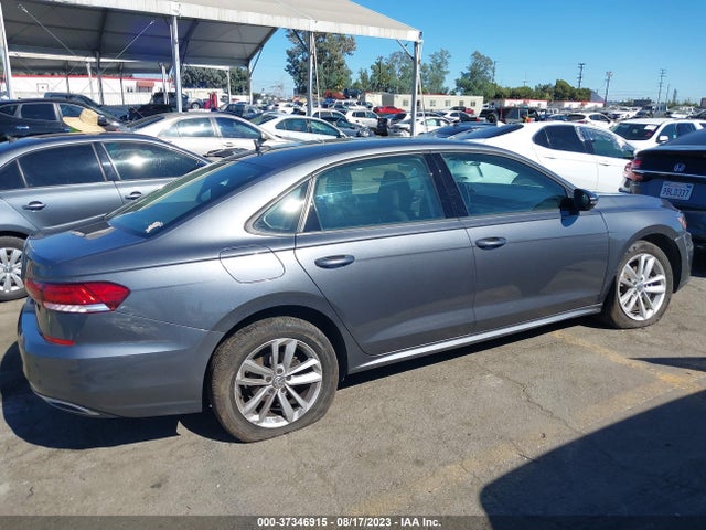 1VWAA7A32MC014261 Volkswagen Passat 2.0t S