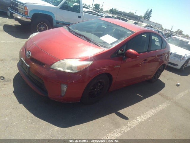 Toyota Prius Four/five/three/one/two 2014 JTDKN3DU6E1752473 Image 2