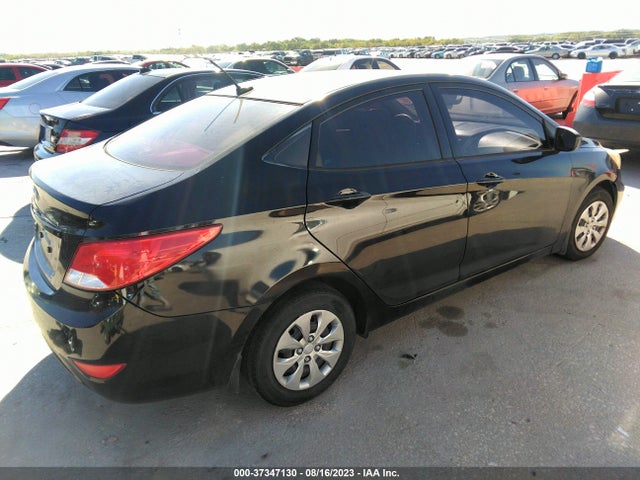Hyundai ACCENT SE 2017 KMHCT4AE2HU288755 Image 4
