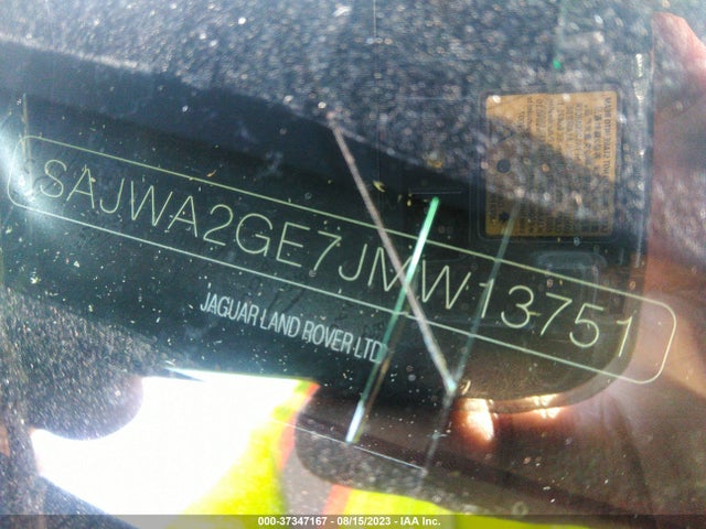 2018 JAGUAR XJ SAJWA2GE7JMW13751 Photo 8