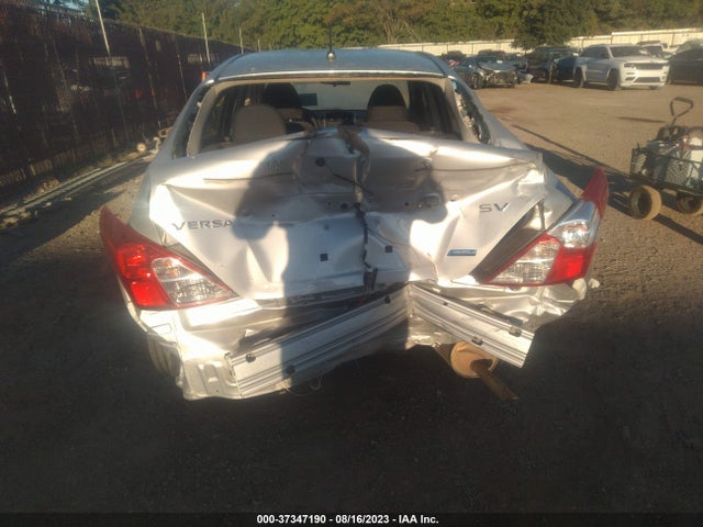 Nissan 2015 2015 3N1CN7AP4FL896255 Image 32