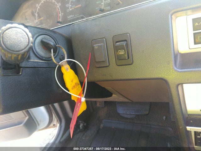 1987 NISSAN MAXIMA VIN: JN1HU11S9HT200353