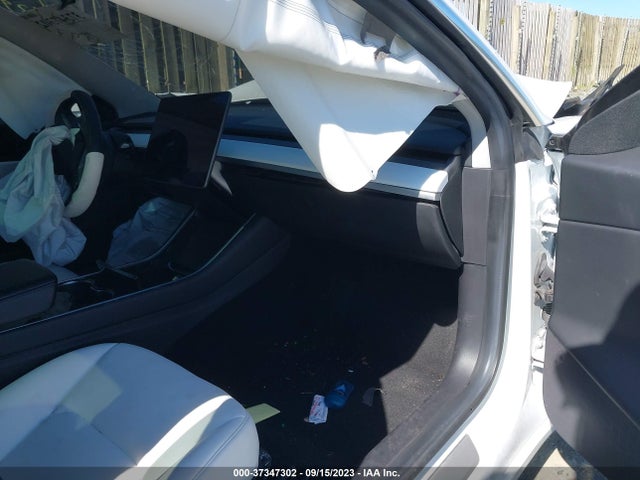 Tesla Model 3 Mid Range/standard Range/standard Range Plus/long Range 2019 5YJ3E1EA7KF509772 Image 5