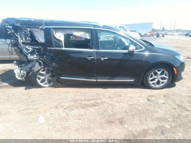 2C4RC1GGXKR702567 Chrysler Pacifica Limited