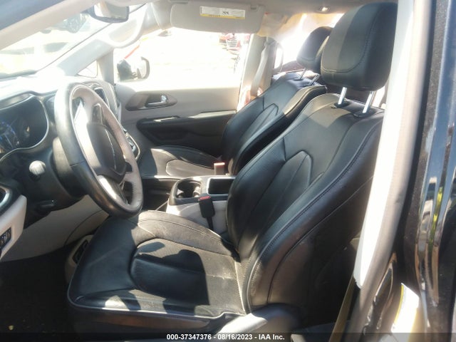 2C4RC1GGXKR702567 Chrysler Pacifica Limited