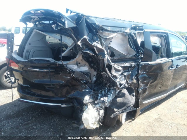 2C4RC1GGXKR702567 Chrysler Pacifica Limited