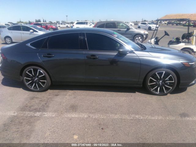 1HGCY2F8XPA051963 Honda Accord Hybrid Touring