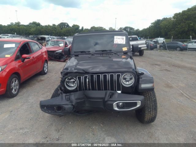 1C4HJXEN8LW260922 Jeep Wrangler Unlimited Sahara