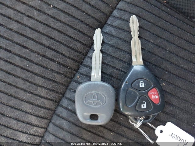 Toyota 4RUNNER SR5 2019 JTEBU5JR4K5685743 Image 3