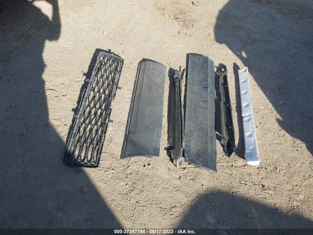 Toyota 4RUNNER SR5 2019 JTEBU5JR4K5685743 Image 4