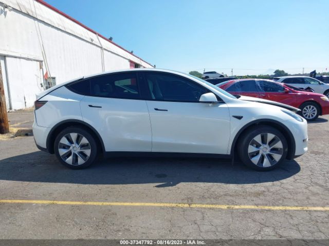 7SAYGDEE8NF354113 Tesla Model Y Long Range