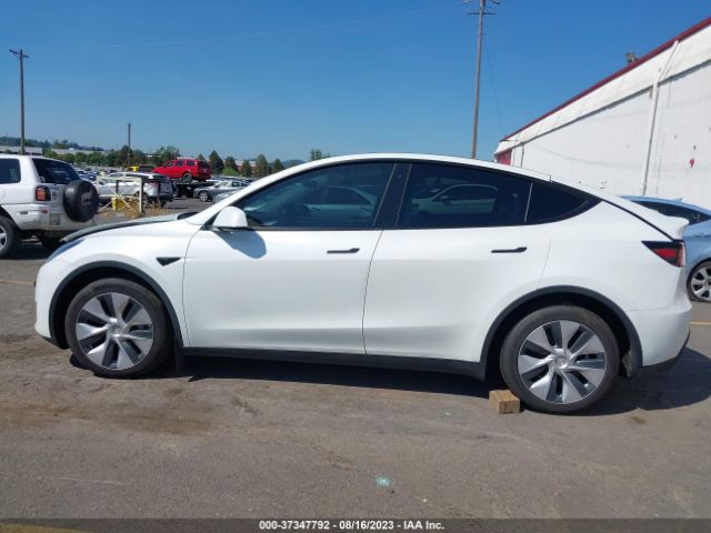 7SAYGDEE8NF354113 Tesla Model Y Long Range