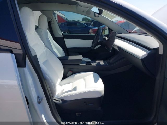 7SAYGDEE8NF354113 Tesla Model Y Long Range