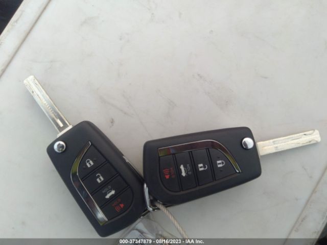 5YFB4MDE0PP046325 Toyota COROLLA LE