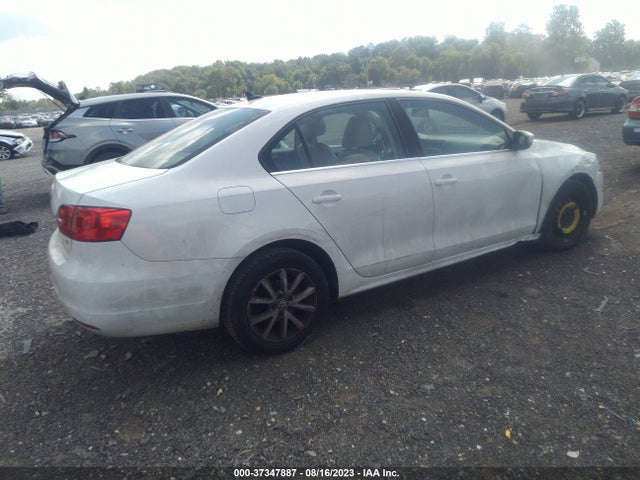 2014 VOLKSWAGEN JETTA SEDAN SE VIN: 3VWD17AJ7EM329293