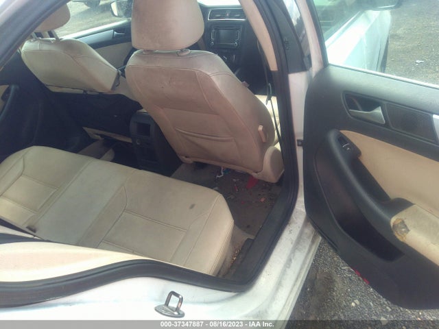2014 VOLKSWAGEN JETTA SEDAN SE VIN: 3VWD17AJ7EM329293