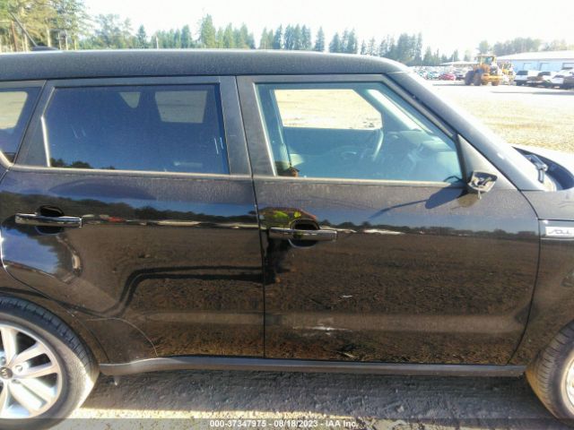 KNDJP3A51J7623793 KIA SOUL +