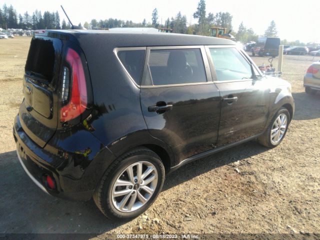 KNDJP3A51J7623793 KIA SOUL +