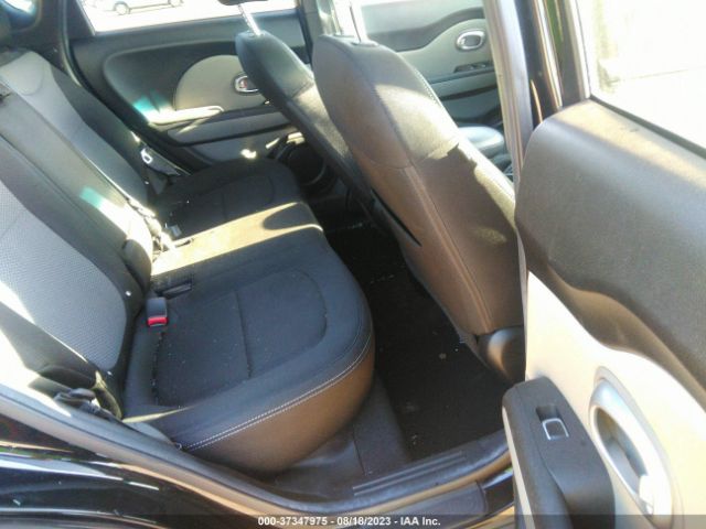 KNDJP3A51J7623793 KIA SOUL +
