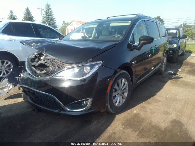 2C4RC1EG1JR316766 Chrysler Pacifica Touring L Plus