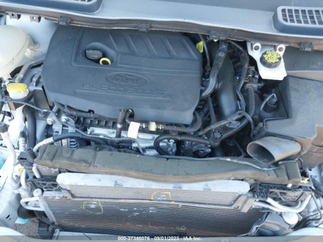1FMCU9GD2HUB98613 Ford ESCAPE SE