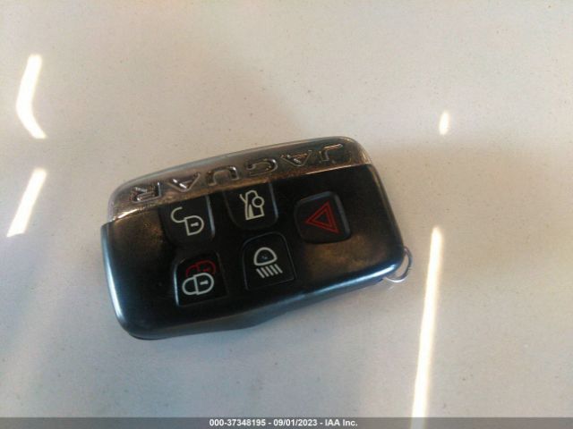 SAJBM4BV4GCY22727 Jaguar Xf S