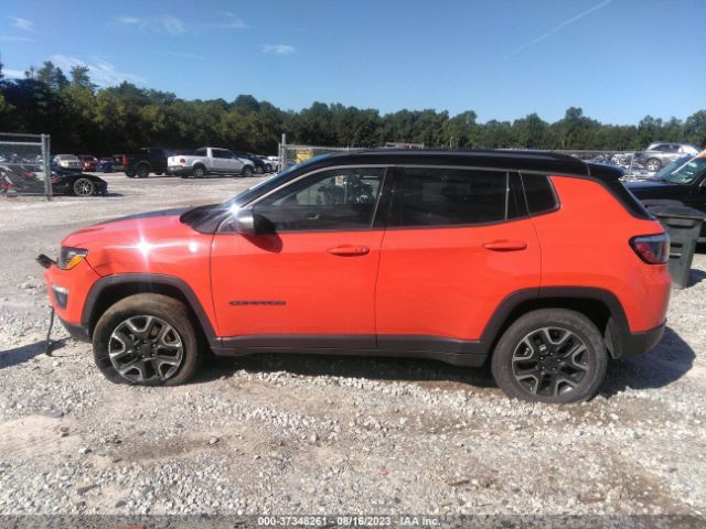 3C4NJDDB2JT458391 Jeep Compass Trailhawk